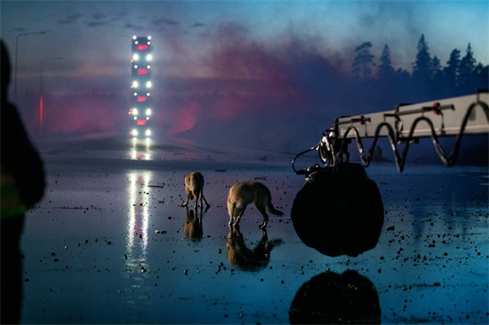 配圖二：沃爾沃卡車新車宣傳片場(chǎng)景.jpg