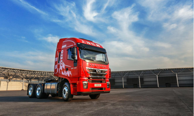 紅巖杰獅2020 AMT牽引車稿件-來吧，展示！且看紅巖杰獅2020 AMT牽引車高顏值與硬實(shí)力-20200619V31237.png