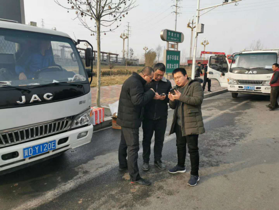 真愛無疑！最美卡哥趙軍濤眼里只有江淮康鈴400.png