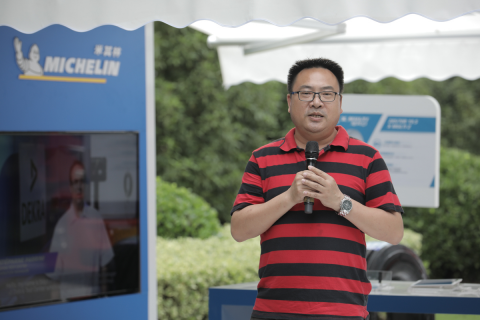 輕量化、低鞍座，上汽紅巖快遞物流運(yùn)輸車為高效物流而生-0630498.png