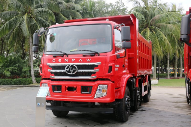 上汽紅巖杰豹6X2自卸車產(chǎn)品稿20200705326.png